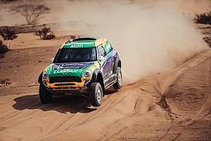 Dakar: Spinelli e Haddad superam dois furos de pneus e seguem na disputa