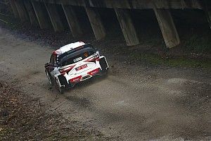 VIDEO: Ogier leidt zinderende WRC Rally van Monza na dag 1
