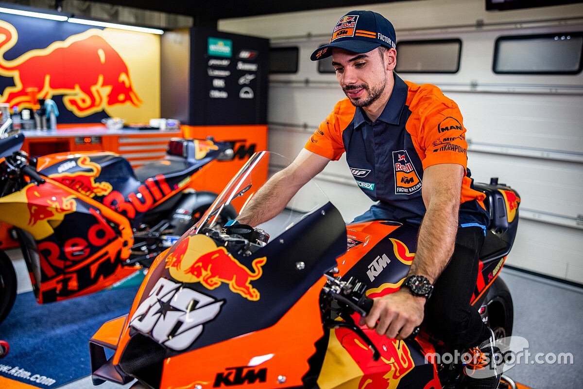 MotoGP: ecco Oliveira coi colori KTM 2021