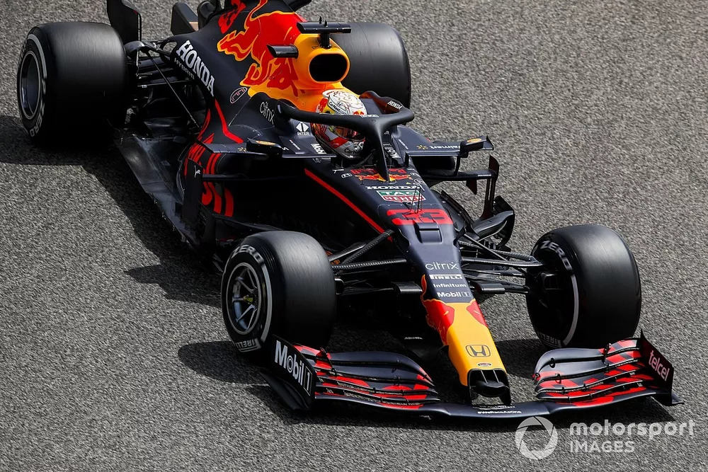 Max Verstappen, Red Bull Racing RB16B 