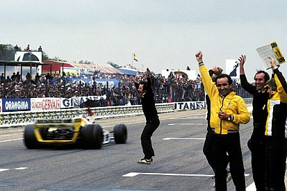 A Renault első F1-es győztes autója: több mint lenyűgöző - 40 év
