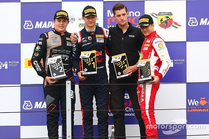 Misano, Gara 2: Hauger e Van Amersfoort su tutti