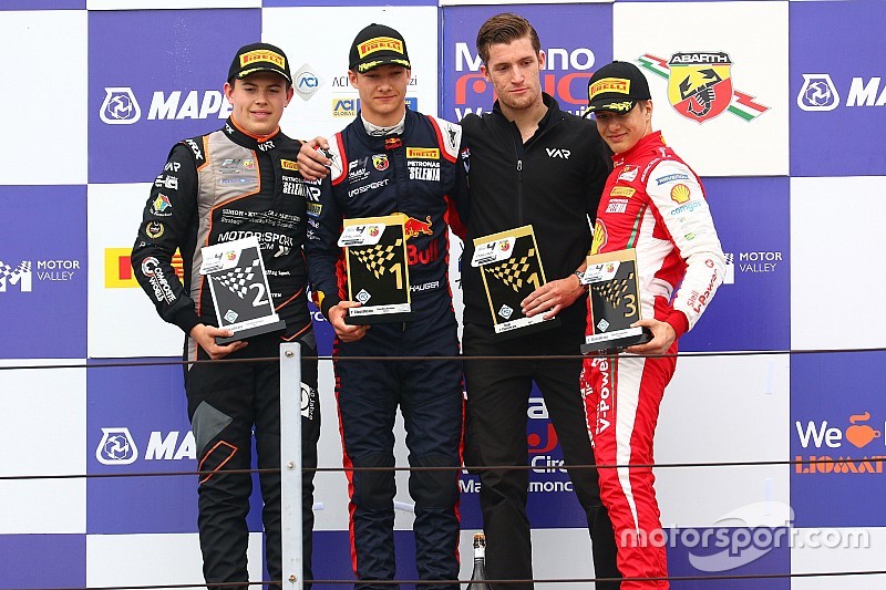 Misano, Gara 2: Hauger e Van Amersfoort su tutti