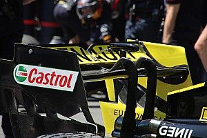 Renault revises rear wing to add more downforce