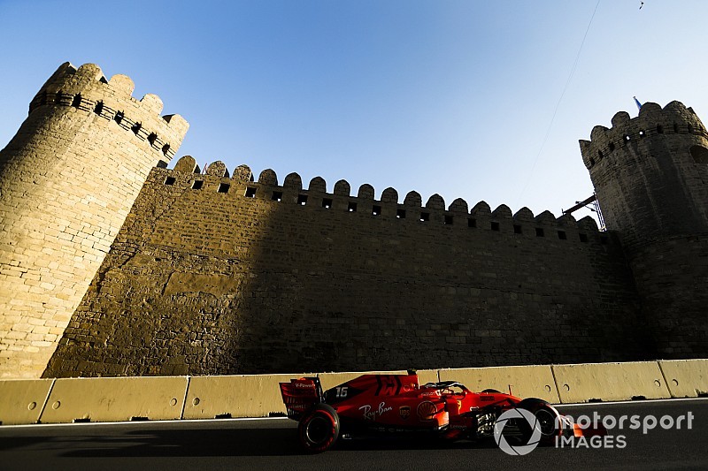 Ferrari dominuje w Baku