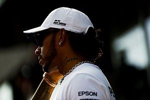 Hamilton meggondolta magát
