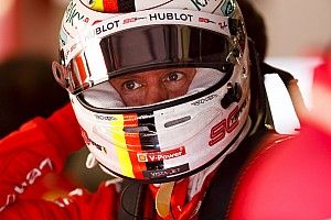 Vídeo: el susto de Vettel que le impidió hacer un tiempo representativo