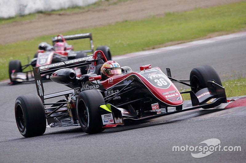 全日本F3第9戦|トムス今季初ワンツー! 宮田莉朋が今季3勝目