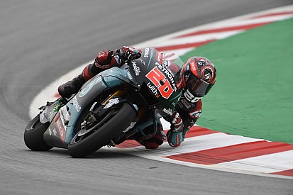 Quartararo cierra el viernes adelante y Márquez es 17°
