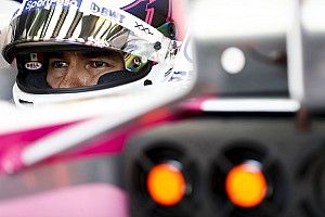 HIVATALOS: Perez hosszabbított a Racing Pointtal!