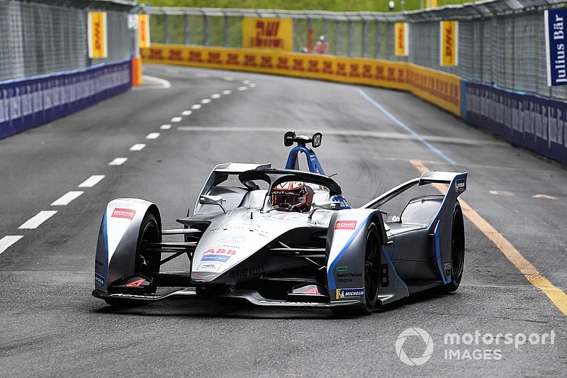 Fotostrecke: Die Schweizer Buemi und Mortara beim Bern E-Prix in der Formel E