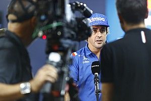 アルピーヌ、シンガポールGPにアップデート版フロア投入。見た目はあまり変わらずとも大きな前進……アロンソも大きな期待抱く
