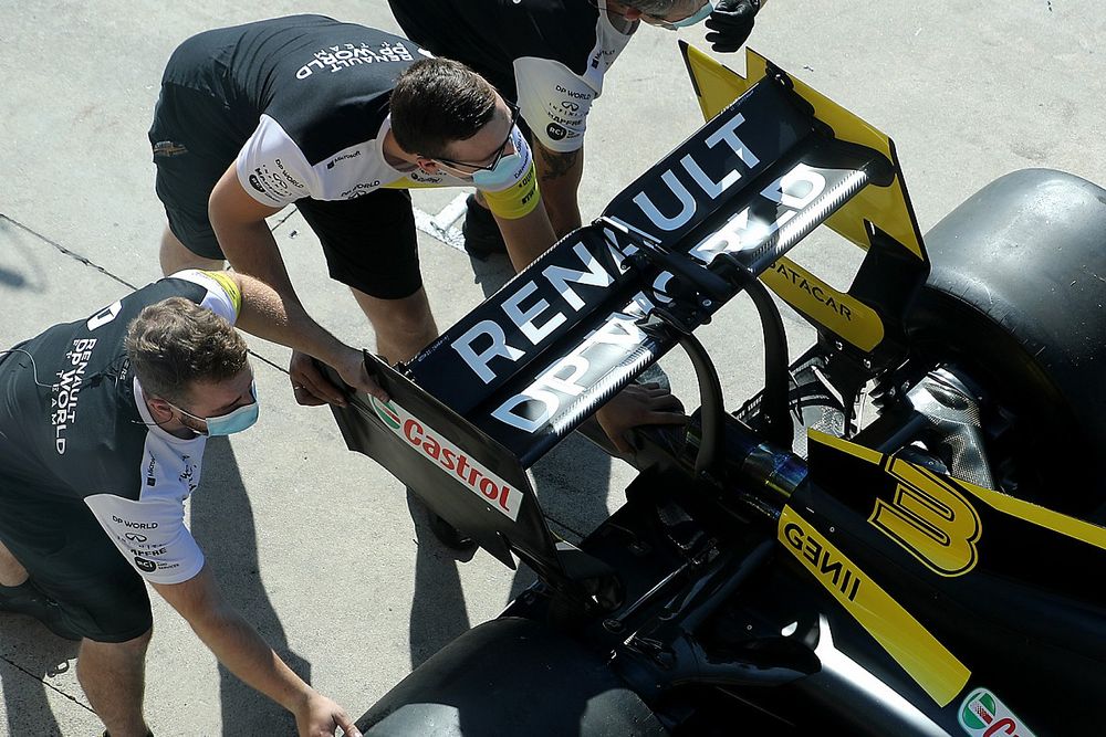 Renault F1 Team R.S.20 rear