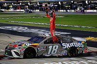 Kyle Busch scores first Cup win of 2020 in delayed Texas race