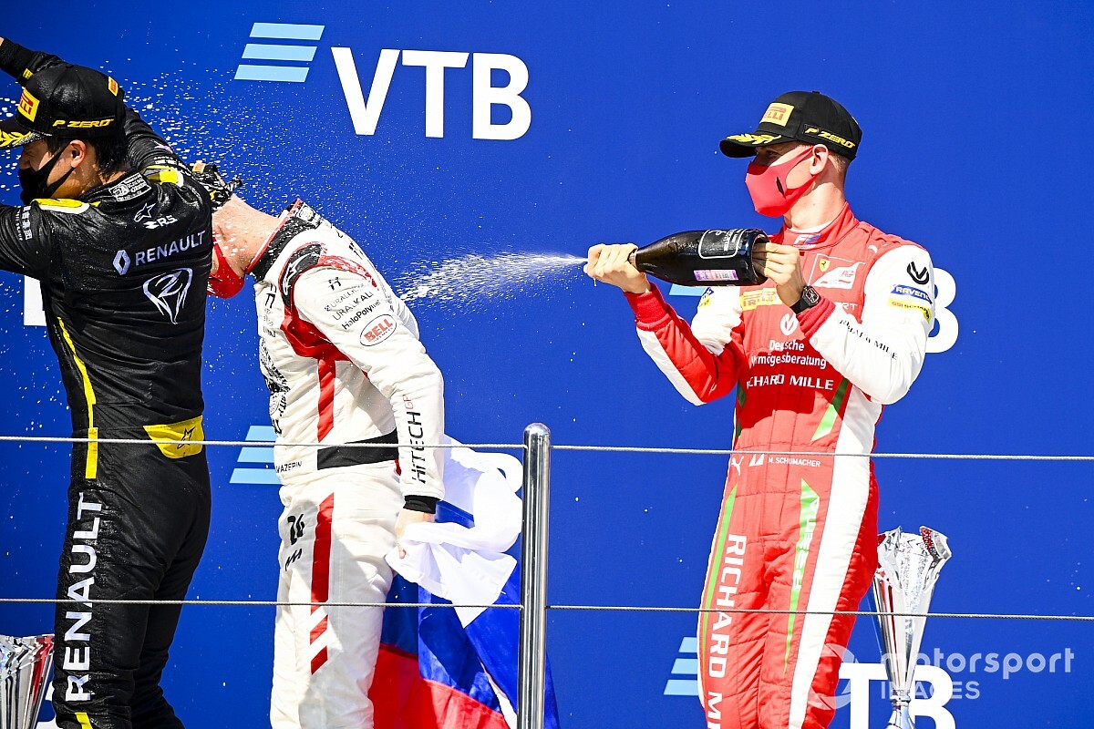 Mazepin: "Schumacher'le arkadaş değiliz"
