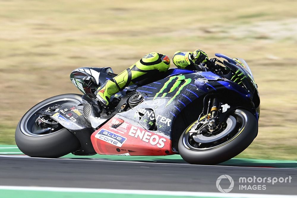 Rossi crasht na anderhalve ronde: “Het verandert niet veel”