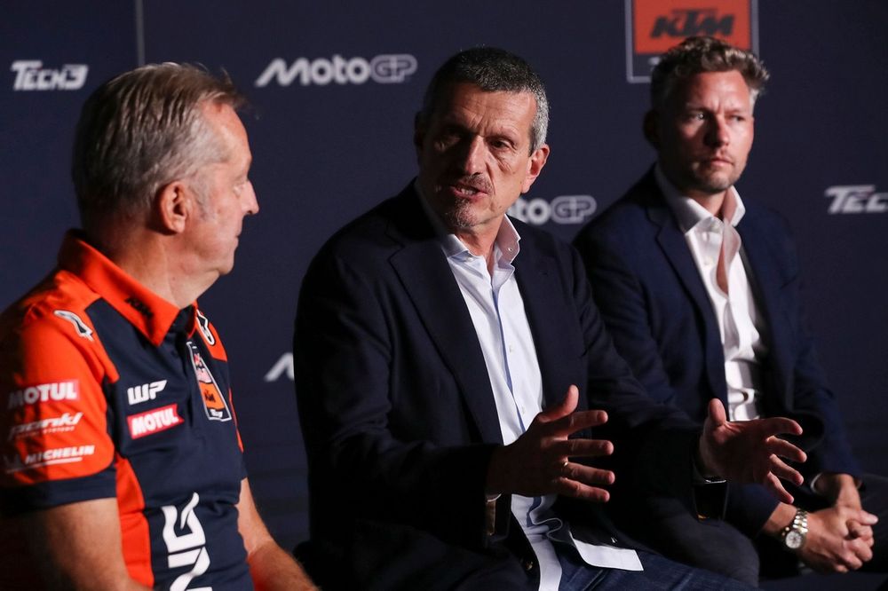 Guenther Steiner, Herve Poncharal, Richard Coleman, Red Bull KTM Tech3