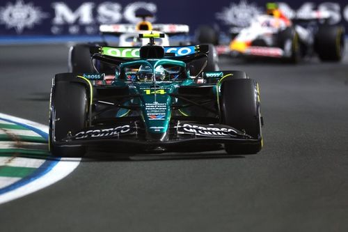 ¡No todo es oscuro! El aspecto en el que Alonso y Aston brillaron en Yeda