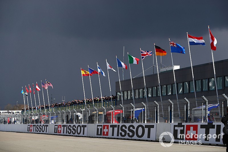 Dit is het aangepaste tijdschema voor het WK Superbikes Assen