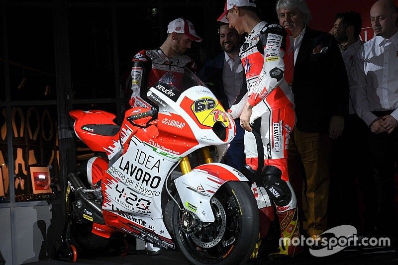 Vernissage a Milano per l'alleanza di Moto2 tra MV Agusta e Forward Racing