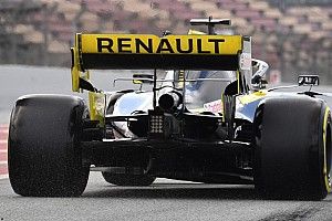 Paura per Ricciardo: sulla Renault R.S.19 si è staccato il flap mobile in piena velocità!