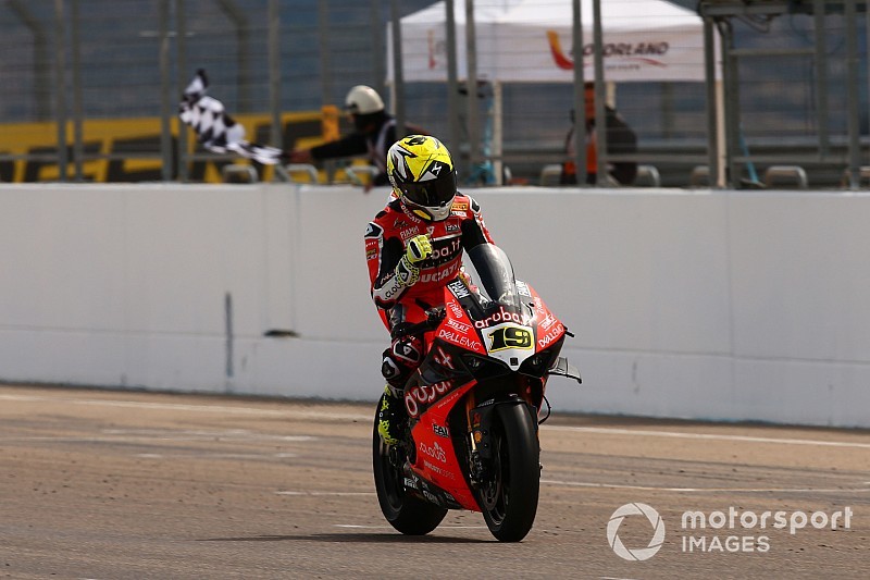 WorldSBK Aragon: Kemenangan ketujuh beruntun Bautista