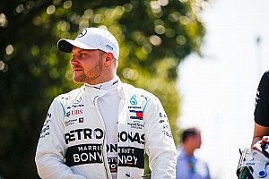 Боттас заметил особенности в настроении Mercedes перед стартом сезона