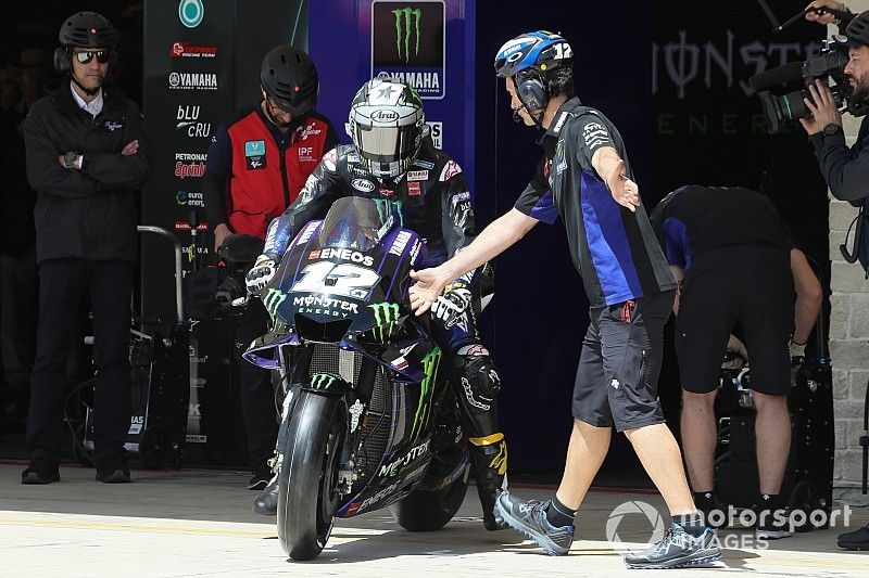 Viñales: “La Yamaha ha dado un paso hacia adelante; ahora me toca darlo a mí”