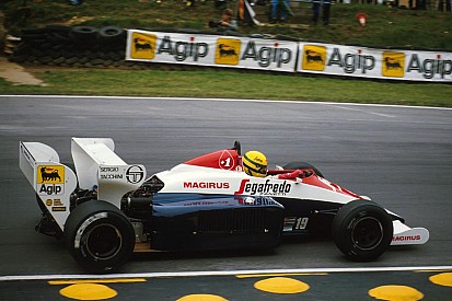 Alle Formule 1-auto's van Ayrton Senna op een rij
