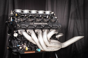 【極レア】マクラーレンホンダ　１／６スケールエンジン模型　ＲＡ１００Ｅ  Ｖ１０ RA100E｜F1 Engines / Power Units Powered by Honda｜Honda
