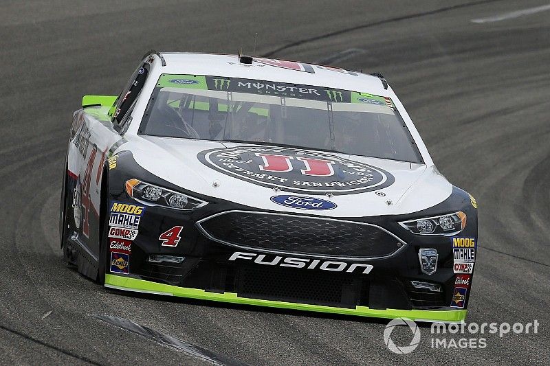 Harvick: "I needed about 25 more laps" to pass Kyle Busch