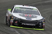 Kevin Harvick: "necesitaba 25 vueltas más" para rebasar a Kyle Busch