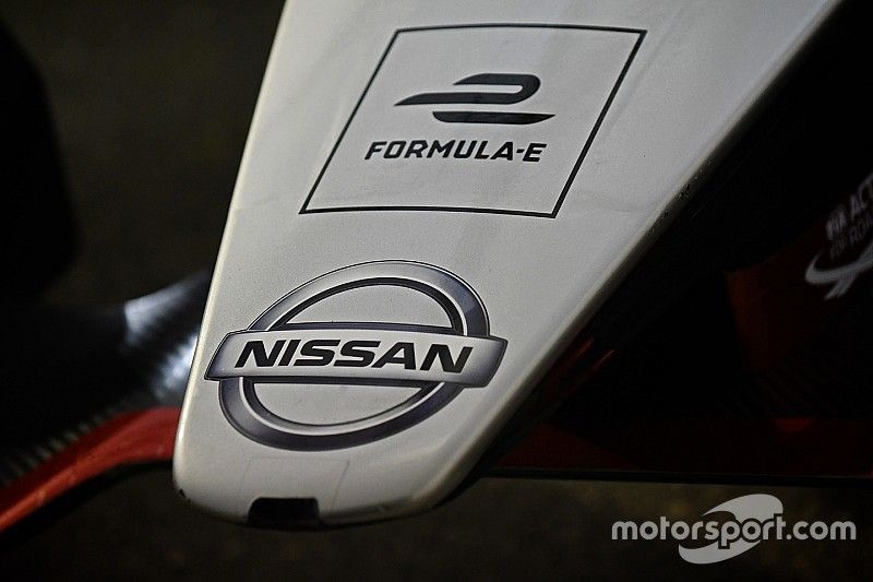 Buemi fedele alla Formula E e alla Nissan e.dams: accanto a lui debutta Alex Albon