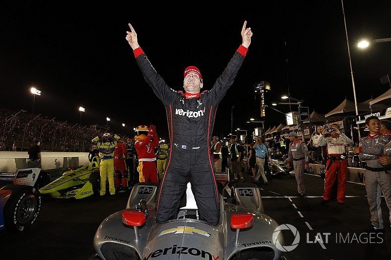 Gateway IndyCar: Power kazandı, şampiyonluk umutları sürüyor