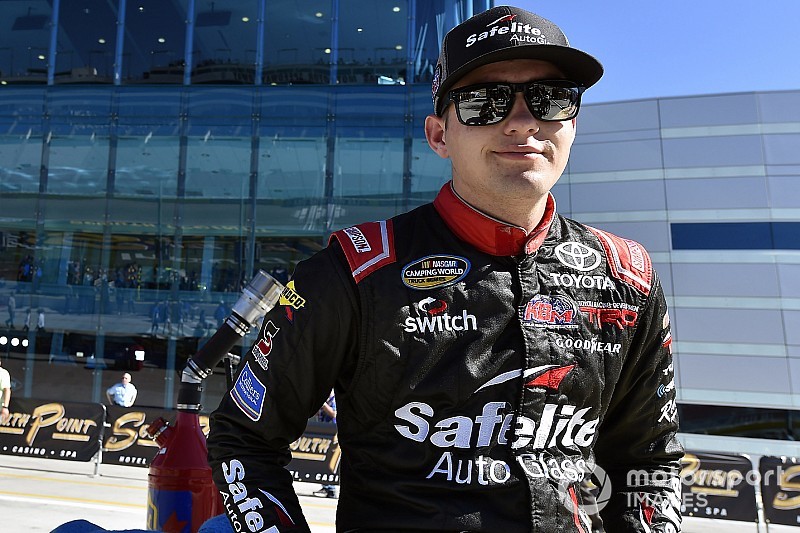 Noah Gragson to replace Sadler at JR Motorsports in 2019