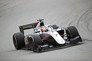 F2 Zandvoort: Armstrong beats Novalak to sprint race victory