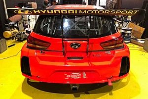 Guastamacchia nel TCR Italy con la Hyundai del Team Aggressive