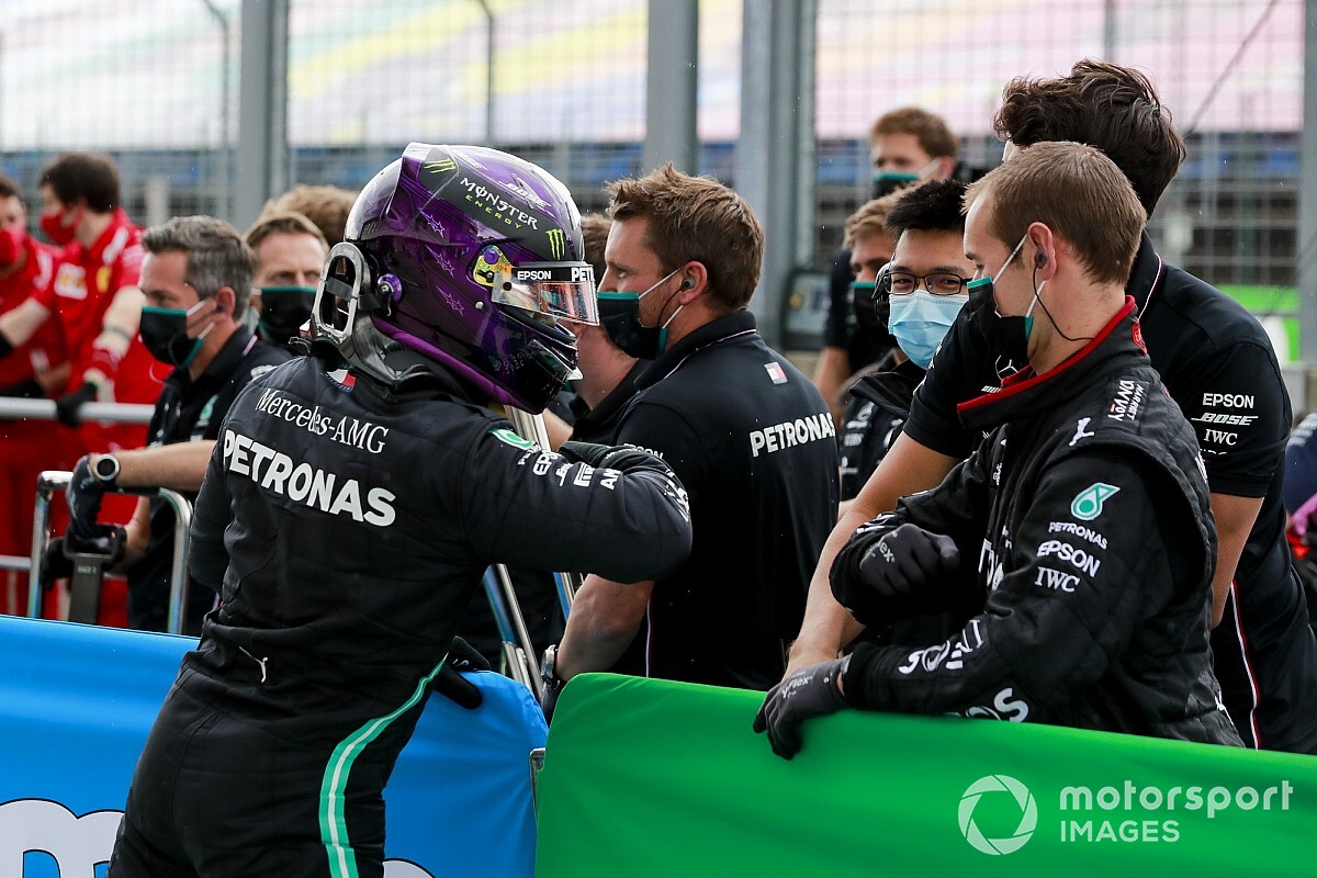 Hamilton: "Per battere Valtteri ho dovuto fare il giro perfetto"