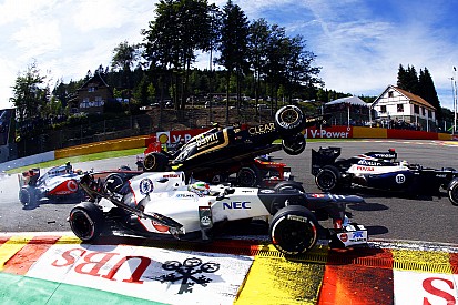 Chuva, incêndio de Verstappen e Senna esperando o reboque: as histórias por trás das melhores fotos da Fórmula 1 (Parte 1)