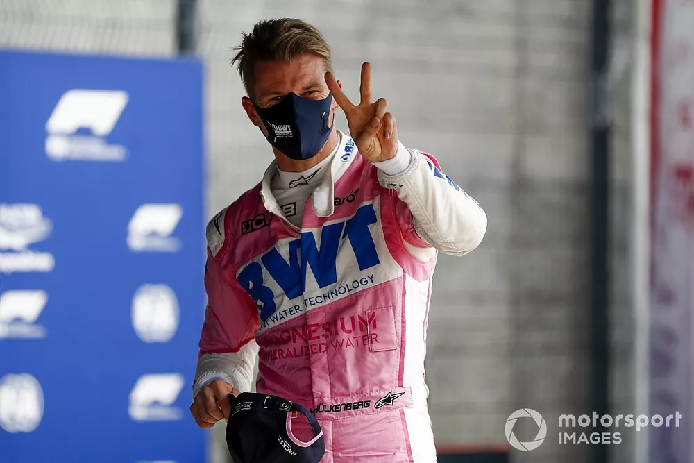 Tercer puesto Nico Hulkenberg, Racing Point celebra en Parc Ferme 