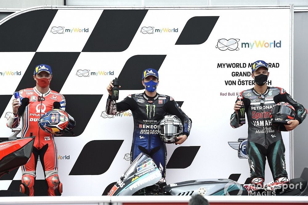 Segundo Jack Miller, Pramac Racing, ganador de la pole  Maverick Viñales, Yamaha Factory Racing y tercero Fabio Quartararo, Petronas Yamaha SRT 