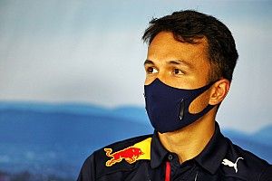 Albon : Il n'y a pas "besoin de paniquer" après deux courses