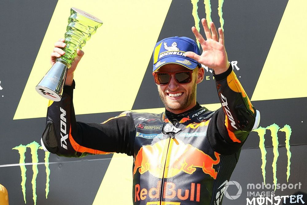 Podio: ganador de la carrera Brad Binder, Red Bull KTM Factory Racing