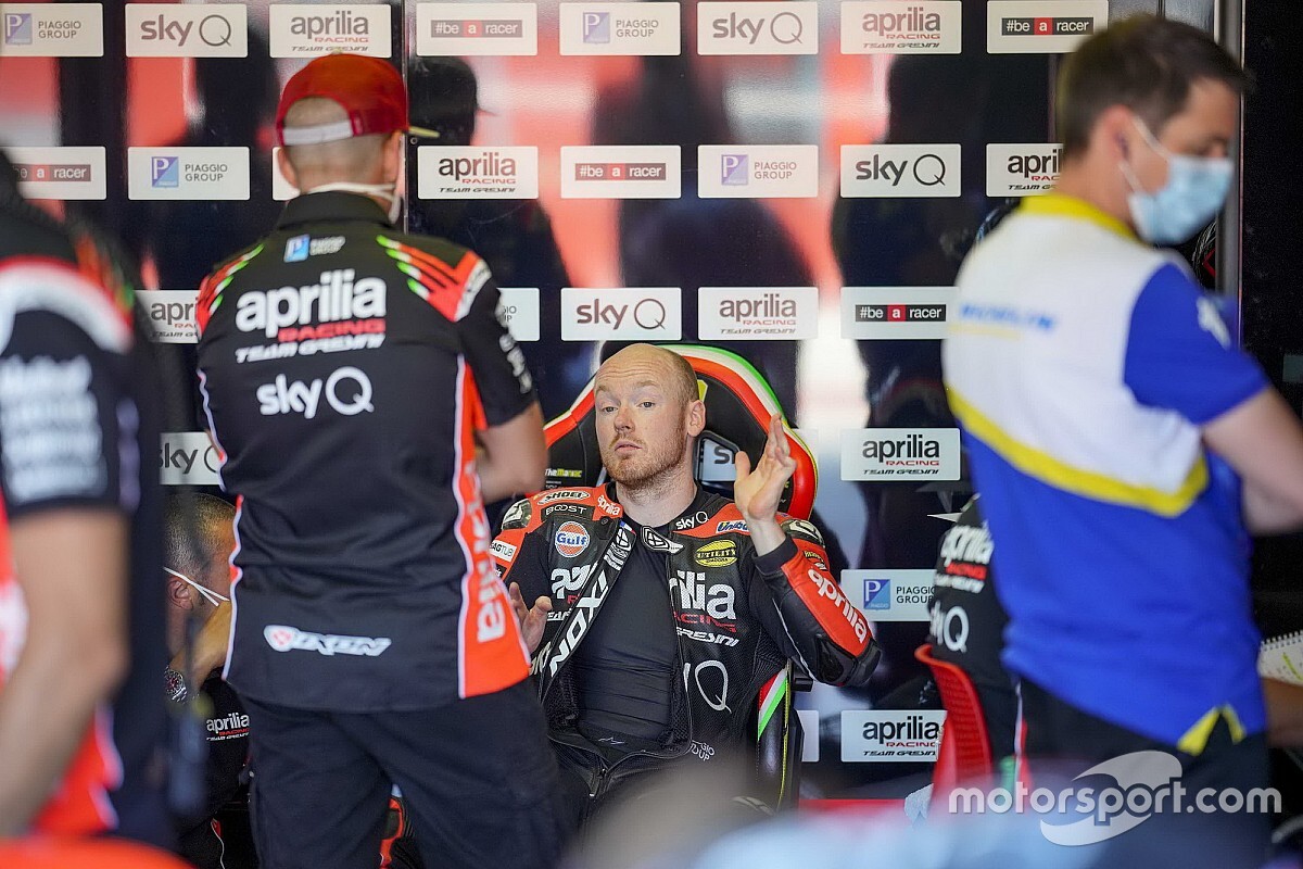 Aprilia confirma que Smith sustituirá al suspendido Iannone