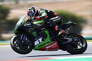 Rea overtuigend naar pole op Portimao, Van der Mark vijfde