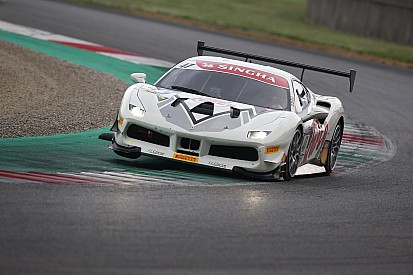Ferrari Challenge Europe: Carroll pips Prette to pole