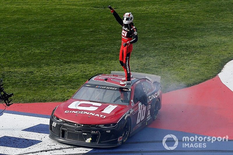 The other side of Alex Bowman: 'Winning the party'