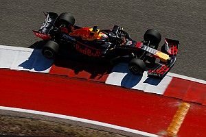 Verstappen: "Il tempo di Hamilton? E' stato agevolato dalla scia!"