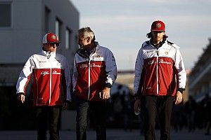 Beat Zehnder: Alfa Romeo Berhasil Melawan Covid-19