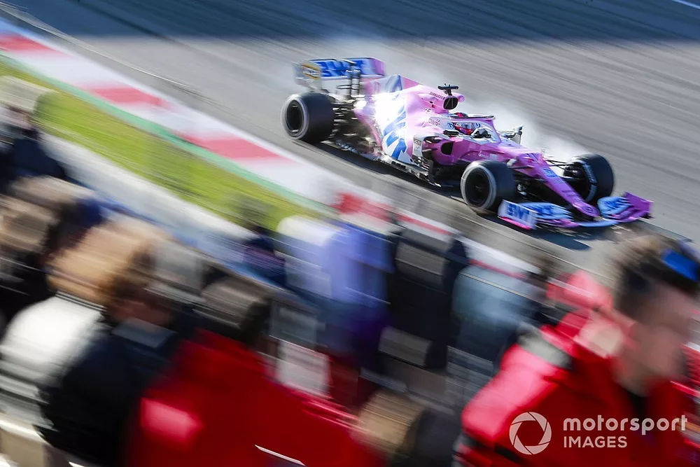 Sergio Perez, Racing Point RP20, bloque une roue